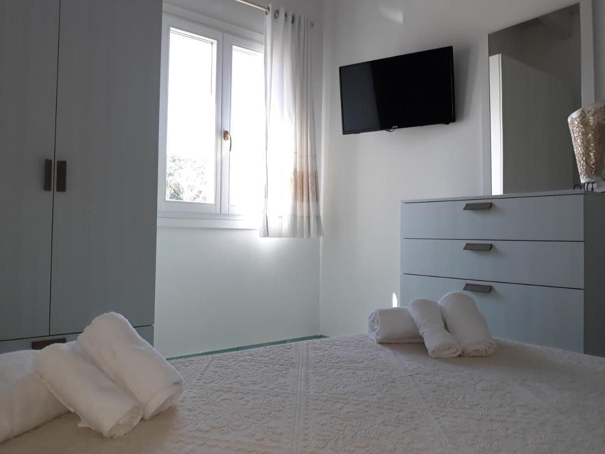 Domus Liscia Di Vacca Aparthotel Ngoại thất bức ảnh