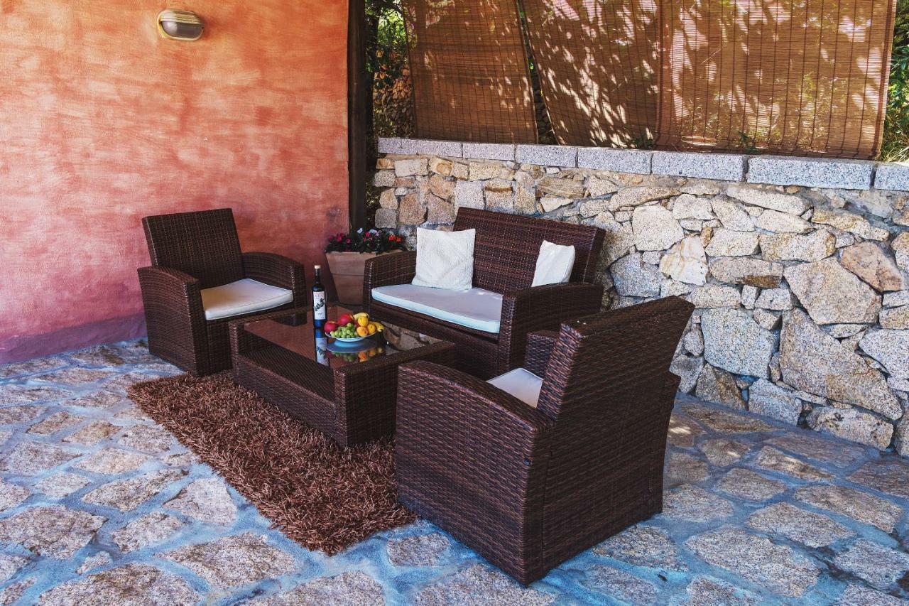 Domus Liscia Di Vacca Aparthotel Ngoại thất bức ảnh